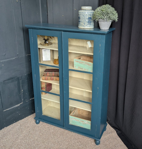 Antique mahogany blue - antique, shabby