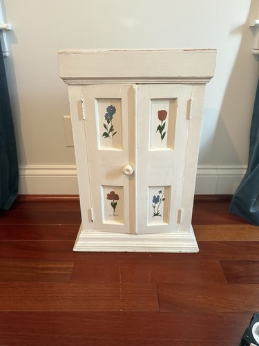 Vintage shabby chic - chic, wood